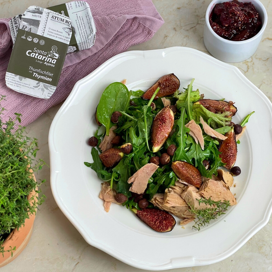 Ventresca de Atun Claro Salat mit Feigenchutney und gerösteten Feigen