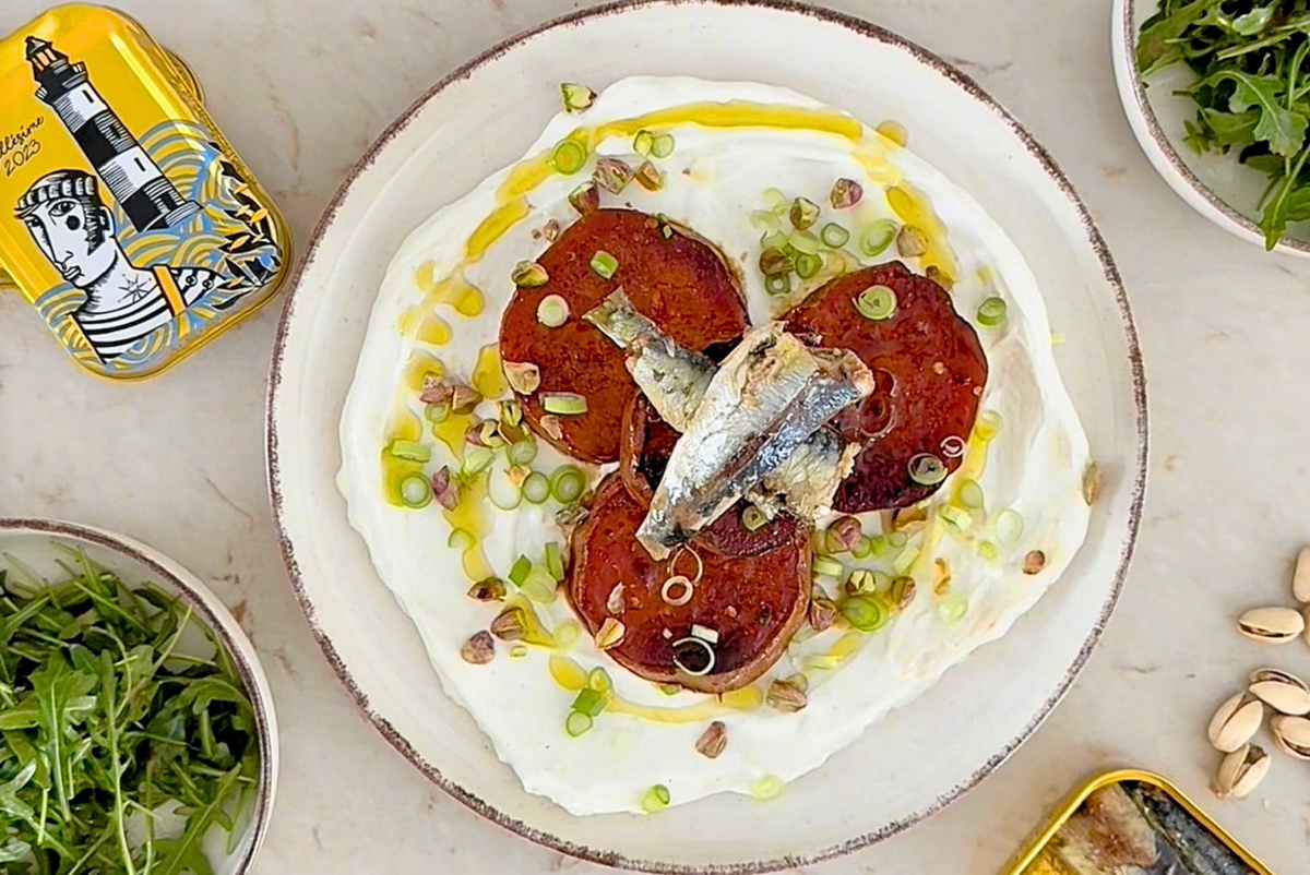 Video laden: Sardinenauf Süßkartoffeln
