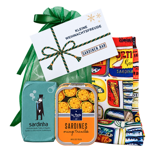 Kleine Weihnachtsfreude – Sardinen & Socken